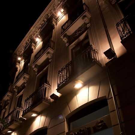 Bibo Suites Gran Via กรานาดา ภายนอก รูปภาพ